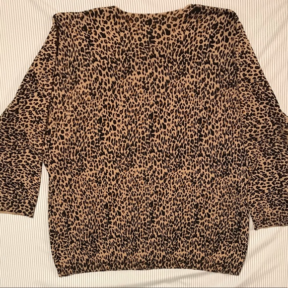 Silx By August Silk Brown & Black Leopard Print Button Up Cardigan. Sz L. - Picture 2 of 5